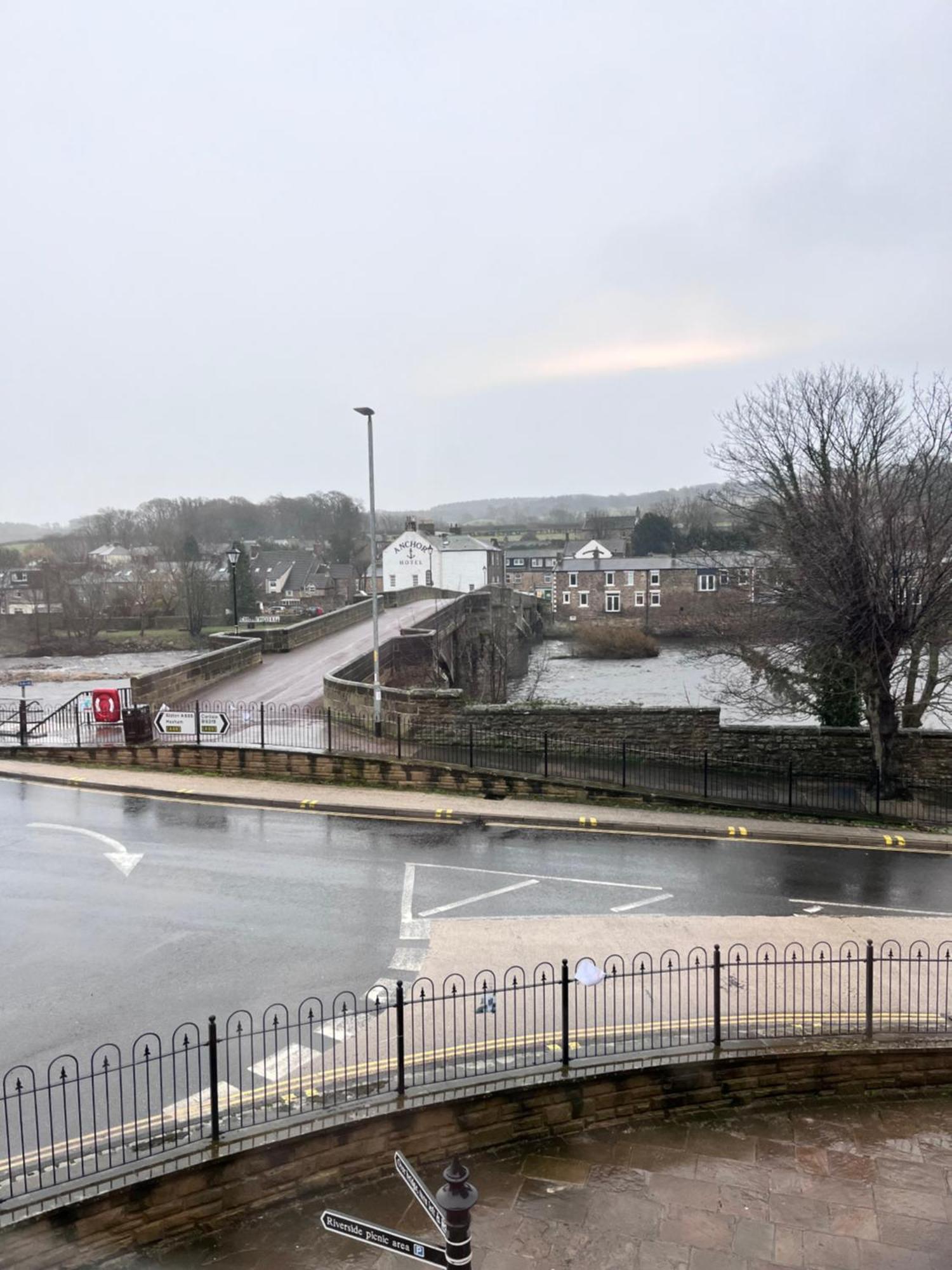 The Railway Apartments Haydon Bridge 外观 照片